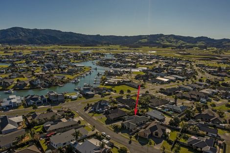 Photo of property in 73 Cholmondeley Crescent, Whitianga, 3510