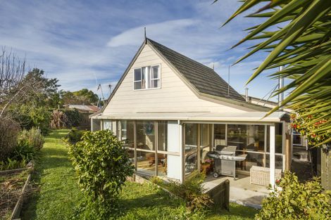 Photo of property in 40 Pencarrow Street, Highbury, Palmerston North, 4412