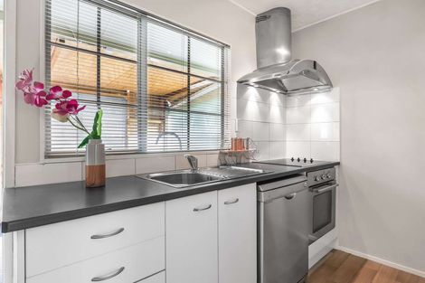 Photo of property in 3/63 Kenderdine Road, Papatoetoe, Auckland, 2025