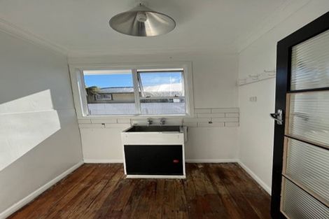 Photo of property in 13 Saint Annes Street, Levin, 5510
