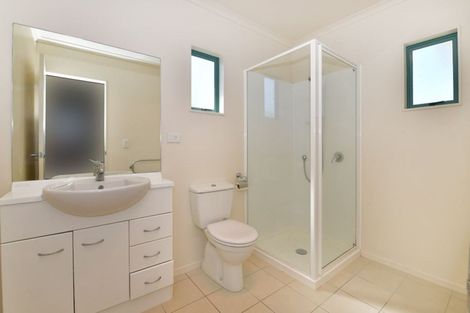 Photo of property in 16 Clea View, Gulf Harbour, Whangaparaoa, 0930