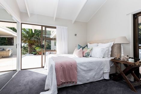 Photo of property in 214 Alfriston Ardmore Road, Ardmore, Papakura, 2582