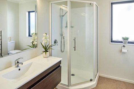 Photo of property in 43 Moana Road, Plimmerton, Porirua, 5026