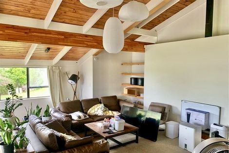 Photo of property in 161 West Harbour Drive, West Harbour, Auckland, 0618