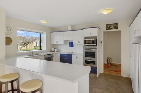 Photo of property in 31 Providence Place, Redwood, Christchurch, 8051