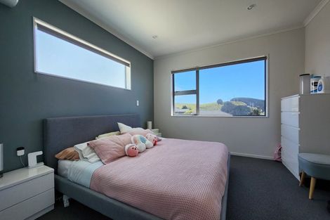 Photo of property in 260 Mark Avenue, Grenada Village, Wellington, 6037