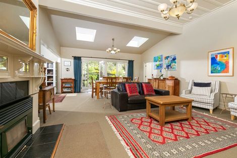 Photo of property in 278a Forest Hill Road, Waiatarua, Auckland, 0612