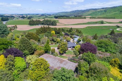 Photo of property in 933 Makomako Road, Pahiatua, 4983