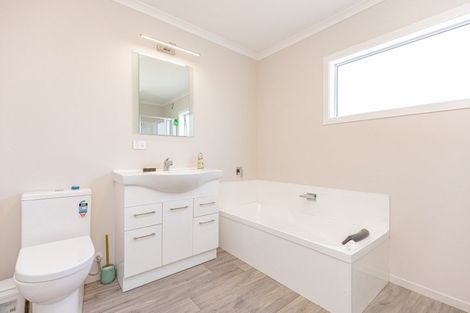 Photo of property in 5a Kells Avenue, Aramoho, Wanganui, 4500