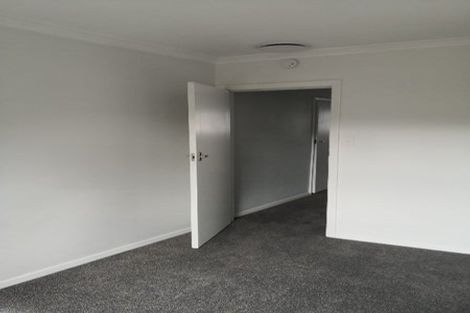 Photo of property in 7 Heretaunga Square, Silverstream, Upper Hutt, 5019