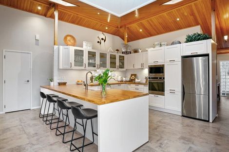 Photo of property in 6 Abergeldie Way, Cambridge, 3434