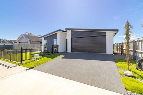 Photo of property in 13 Bollington Avenue, Kaiapoi, 7630