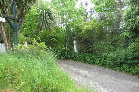 Photo of property in 50 Kanuka Road, Bombay, 2675