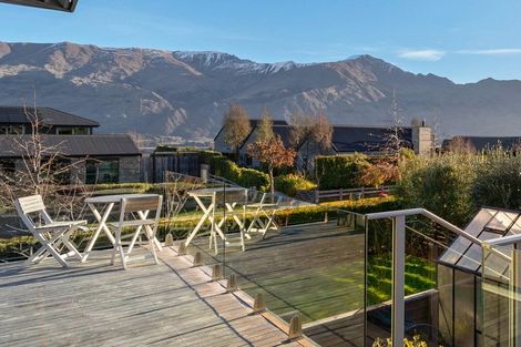 Photo of property in 10 Sunnyside Lane, Wanaka, 9305