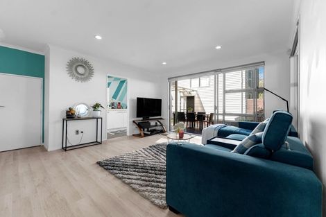 Photo of property in 41 Bruce Pulman Drive, Takanini, 2112