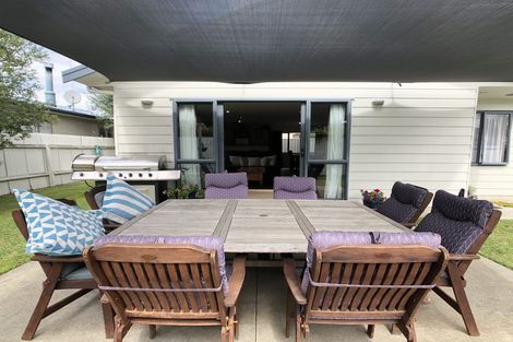 Photo of property in 11a Windsor Terrace, Taradale, Napier, 4112