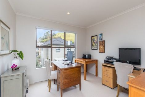 Photo of property in 24 Purchas Hill Drive, Stonefields, Auckland, 1072