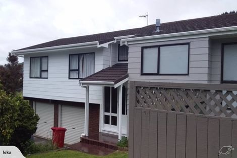 Photo of property in 79 Victory Crescent, Tawa, Wellington, 5028