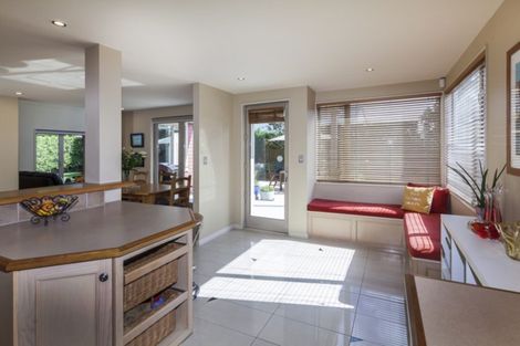 Photo of property in 3 Mallard Place, Unsworth Heights, Auckland, 0632