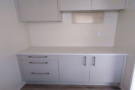 Photo of property in 11 Arde Place, Massey, Auckland, 0614