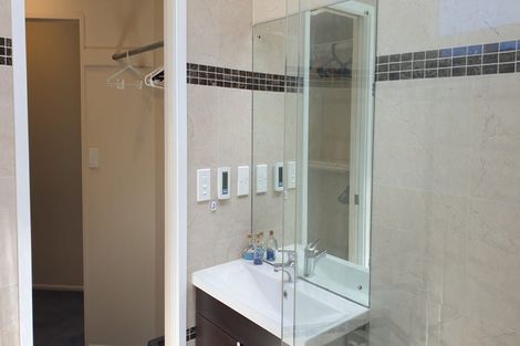 Photo of property in 9 Ridvan Grove, Ngaio, Wellington, 6035