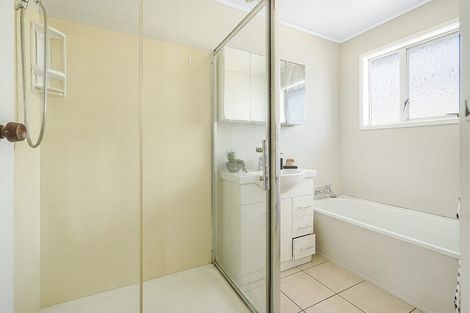 Photo of property in 3 Newcastle Road, Dinsdale, Hamilton, 3204