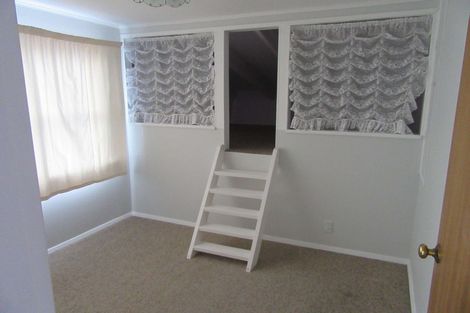 Photo of property in 1129 Fergusson Drive, Clouston Park, Upper Hutt, 5018