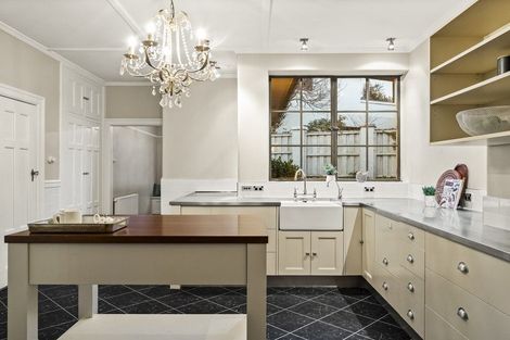 Photo of property in 14 Sheen Street, Roslyn, Dunedin, 9010