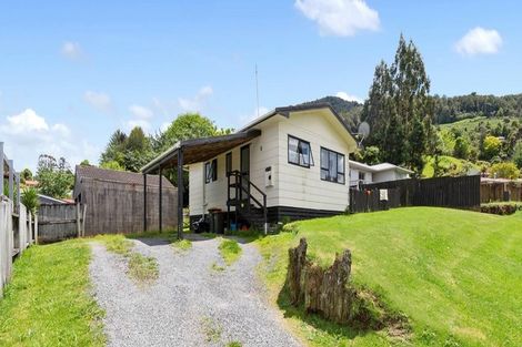 Photo of property in 77 Thomas Crescent, Western Heights, Rotorua, 3015
