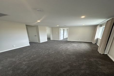 Photo of property in 5b Mander Place, Bucklands Beach, Auckland, 2012