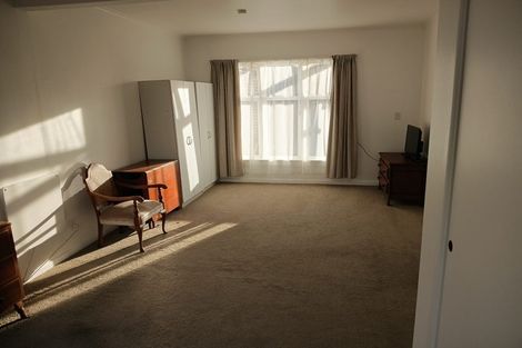 Photo of property in 68 Uxbridge Road, Mellons Bay, Auckland, 2014