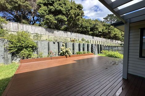 Photo of property in 47 Mackay Drive, Greenhithe, Auckland, 0632