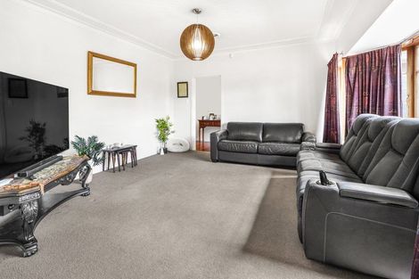 Photo of property in 19 Bolmuir Road, Forest Lake, Hamilton, 3200
