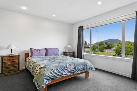Photo of property in 3 Harling Close, Nukuhau, Taupo, 3330