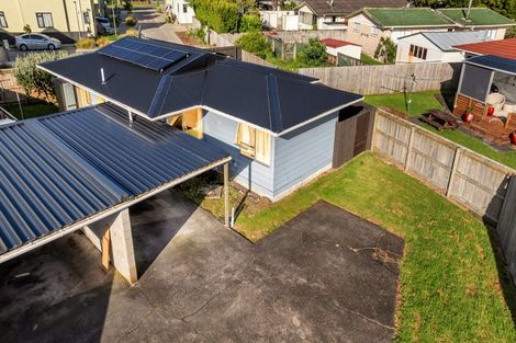 Photo of property in 2/48 Tabitha Crescent, Henderson, Auckland, 0612