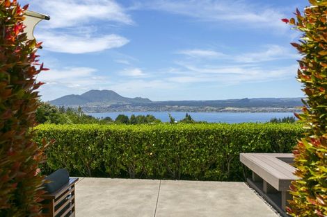 Photo of property in 12 Cameron Drive, Acacia Bay, Taupo, 3385