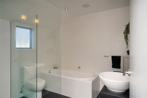 Photo of property in 78 Cannon Hill Crescent, Mount Pleasant, Christchurch, 8081