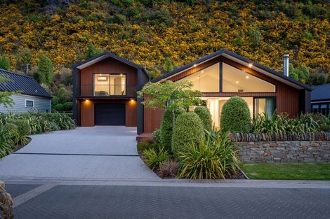 Photo of property in 26 Flynn Lane, Arrowtown, 9302