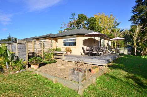 Photo of property in 23 Annalise Place, Orewa, 0931