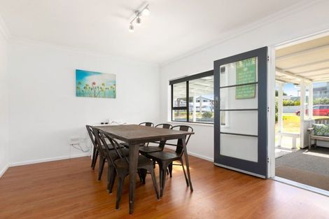 Photo of property in 6 Pitau Road, Mount Maunganui, 3116