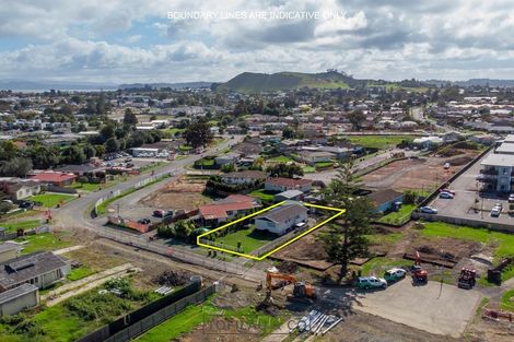 Photo of property in 22 Watchfield Close, Mangere, Auckland, 2022