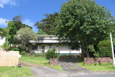Photo of property in 8 Vari Place, Bayview, Auckland, 0629