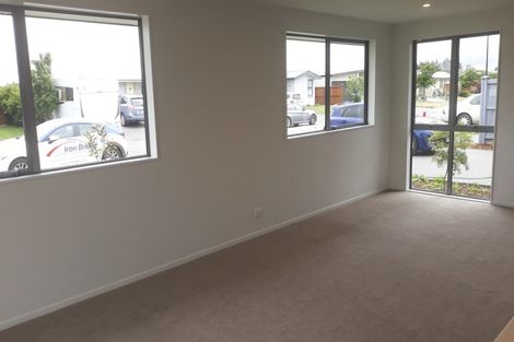 Photo of property in 22 Chandler Way, Rolleston, 7615