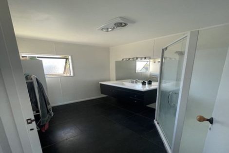 Photo of property in 22 Tawari Street, Inglewood, 4330