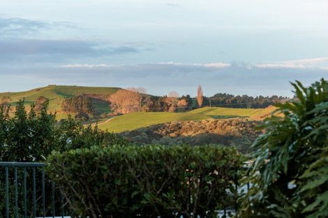 Photo of property in 48 Buxton Place, Ohauiti, Tauranga, 3112