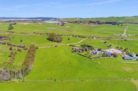 Photo of property in 2425d State Highway 2, Pukehina, Te Puke, 3186