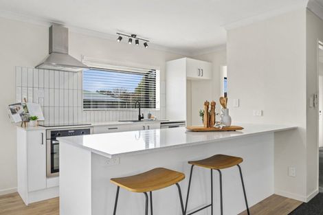 Photo of property in 17a Barnard Road, Fairy Springs, Rotorua, 3015