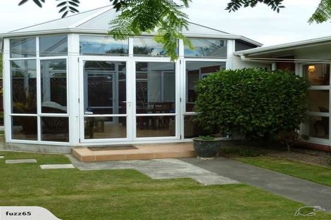 Photo of property in 2/292 Avonhead Road, Avonhead, Christchurch, 8042