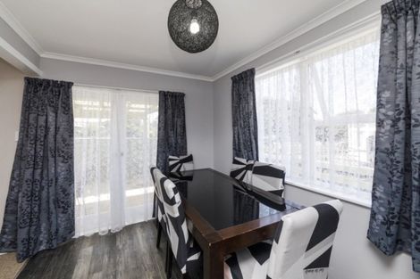 Photo of property in 6 Karamea Crescent, Kelvin Grove, Palmerston North, 4414