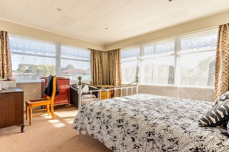 Photo of property in 53 Toru Road, Paraparaumu Beach, Paraparaumu, 5032